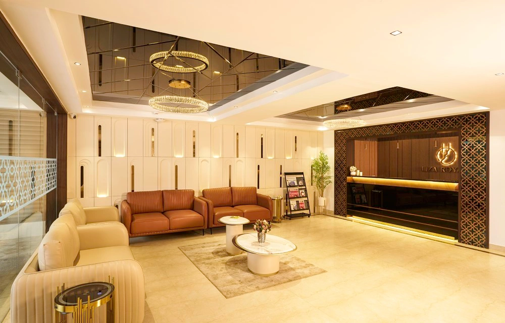 Liza Royale Hotel About Section