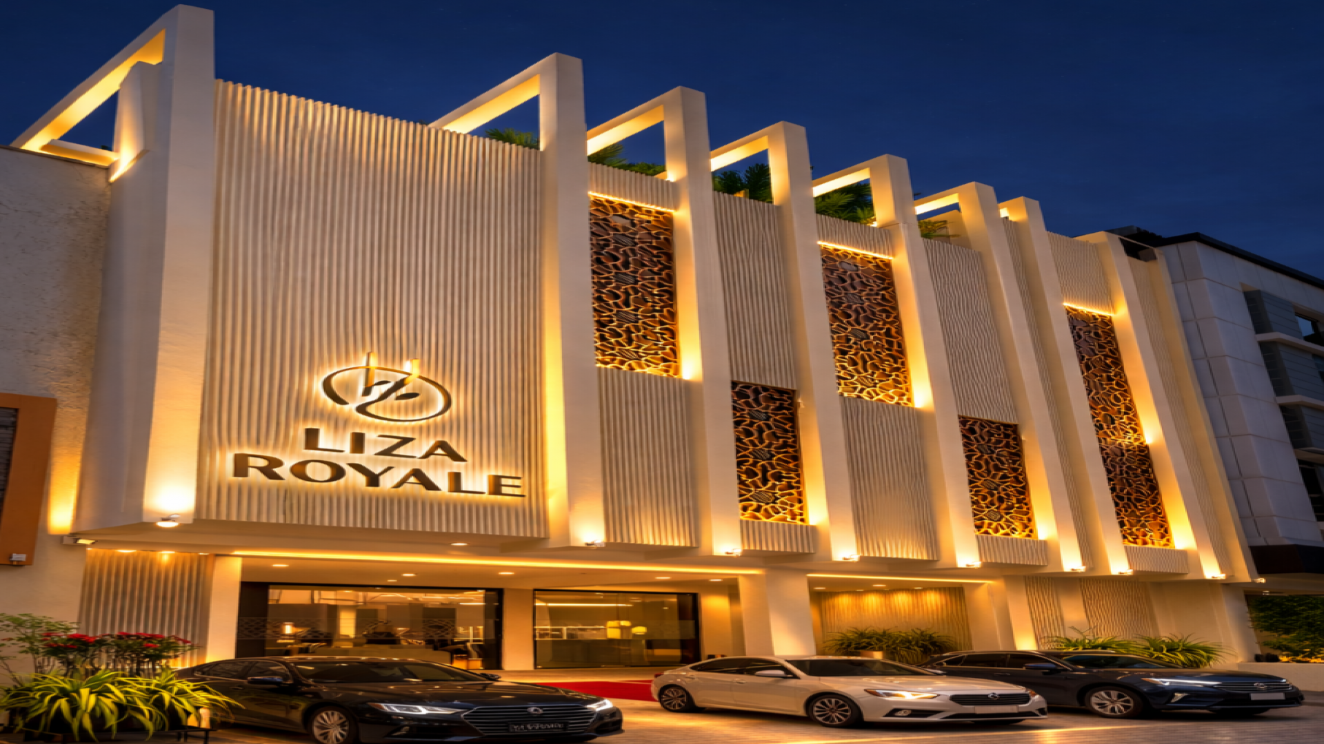 Liza Royale Hotel