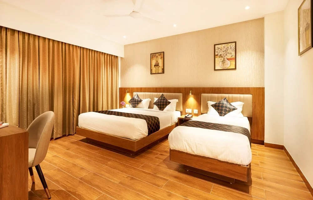 Liza Royale Hotel