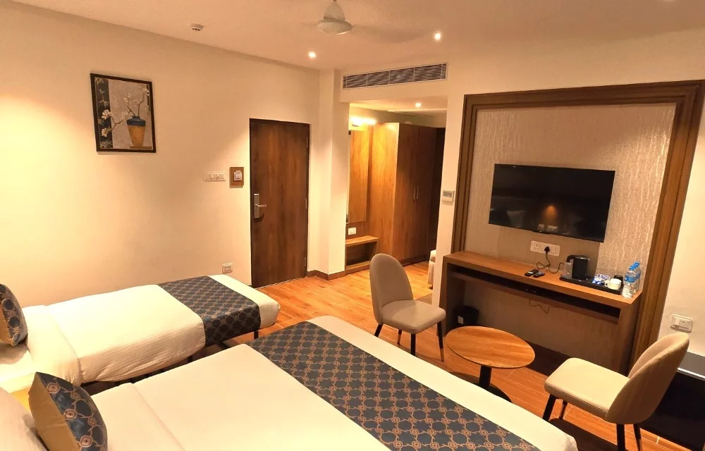 Liza Royale Hotel