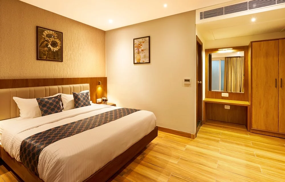 Liza Royale Hotel