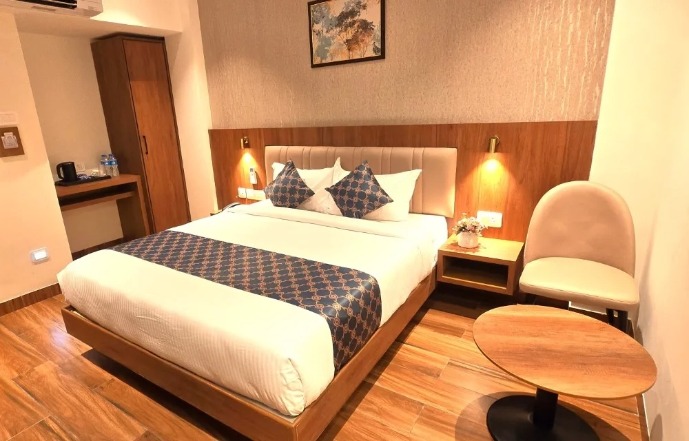 Liza Royale Hotel