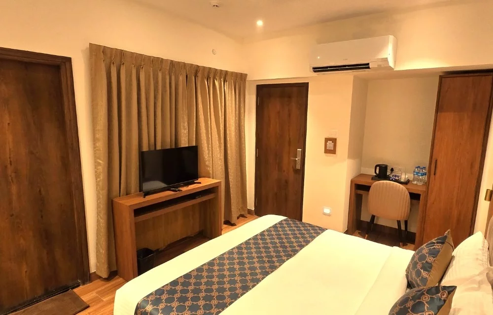 Liza Royale Hotel