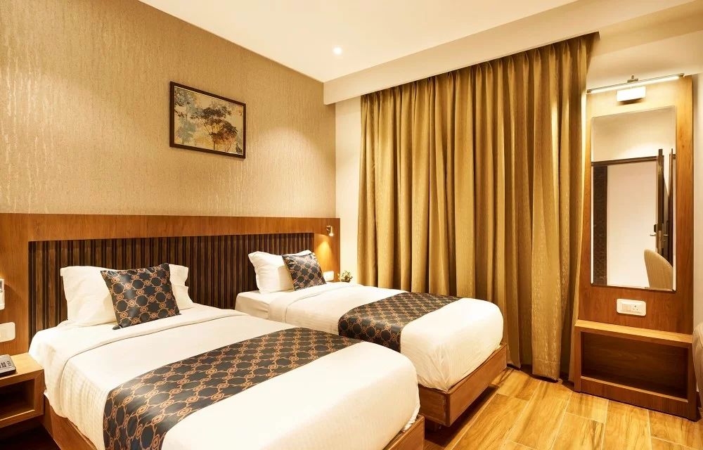 Liza Royale Hotel