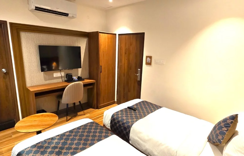 Liza Royale Hotel