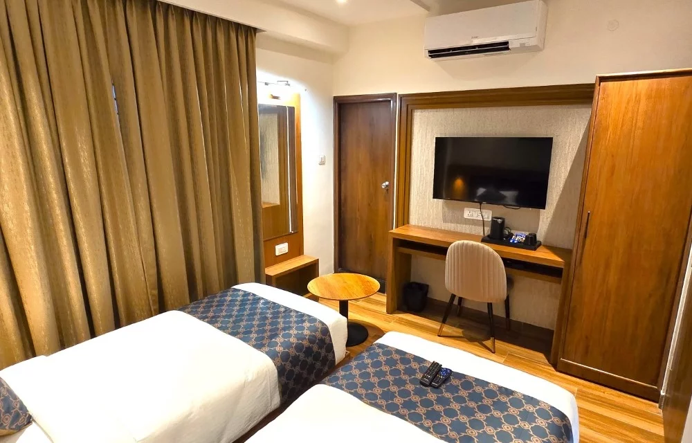 Liza Royale Hotel