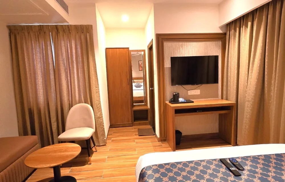 Liza Royale Hotel