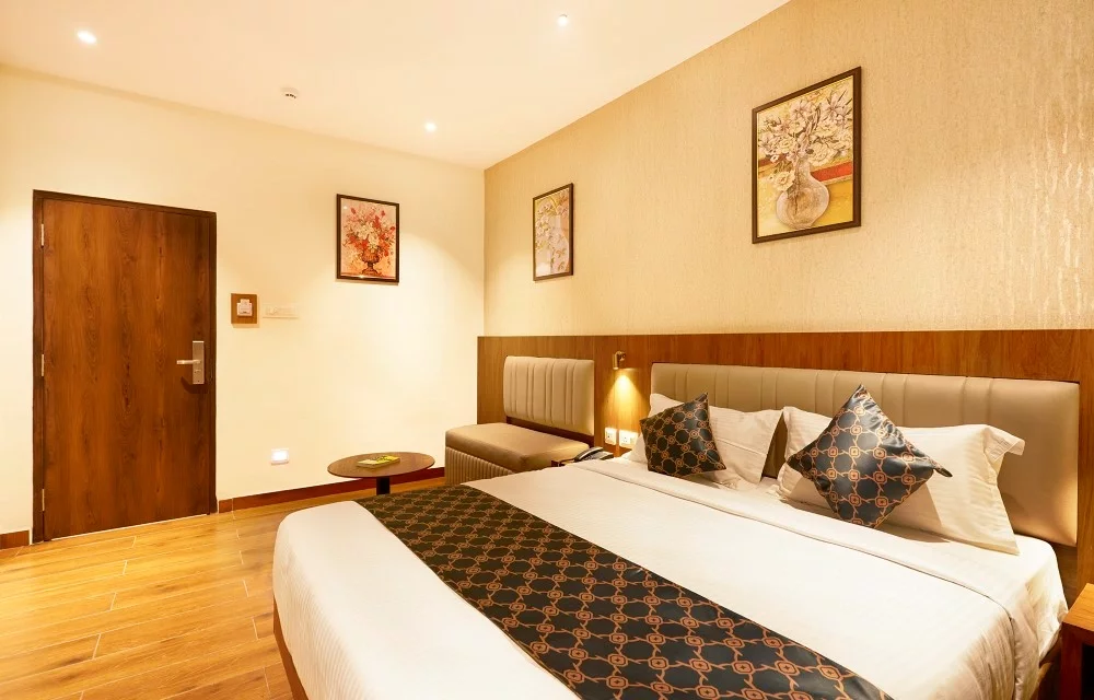 Liza Royale Hotel