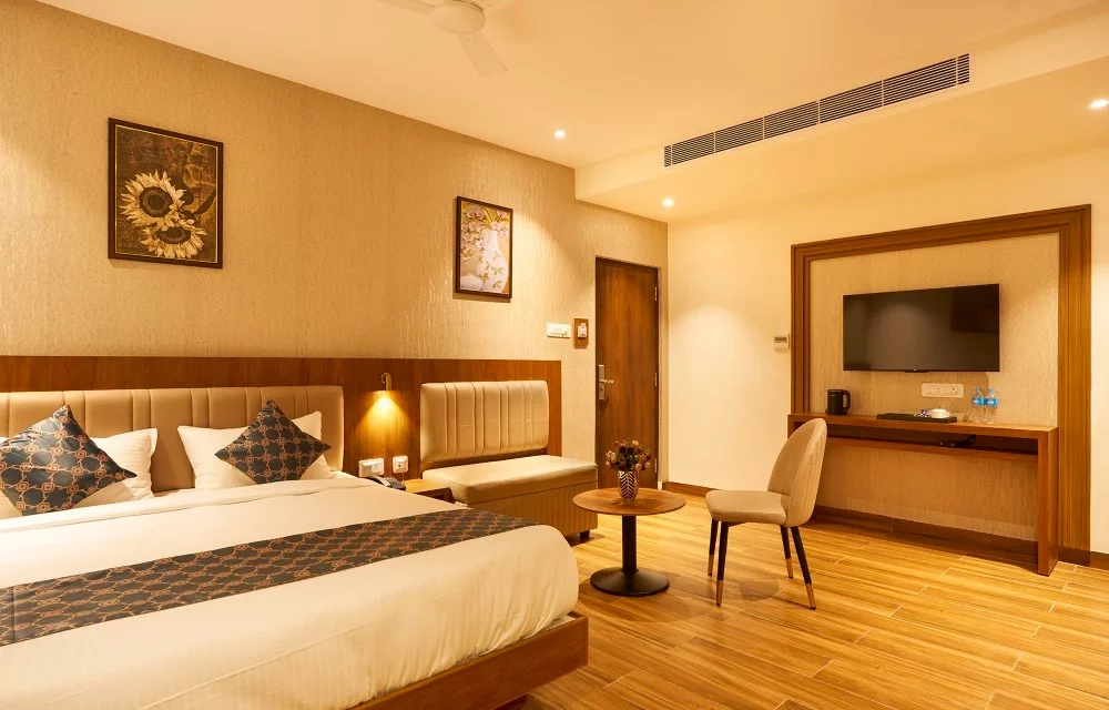 Liza Royale Hotel
