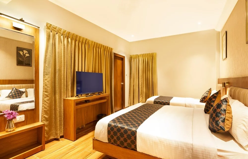 Liza Royale Hotel